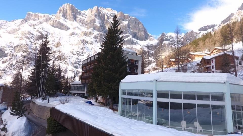 Hotel Regina Terme Leukerbad Exteriör bild
