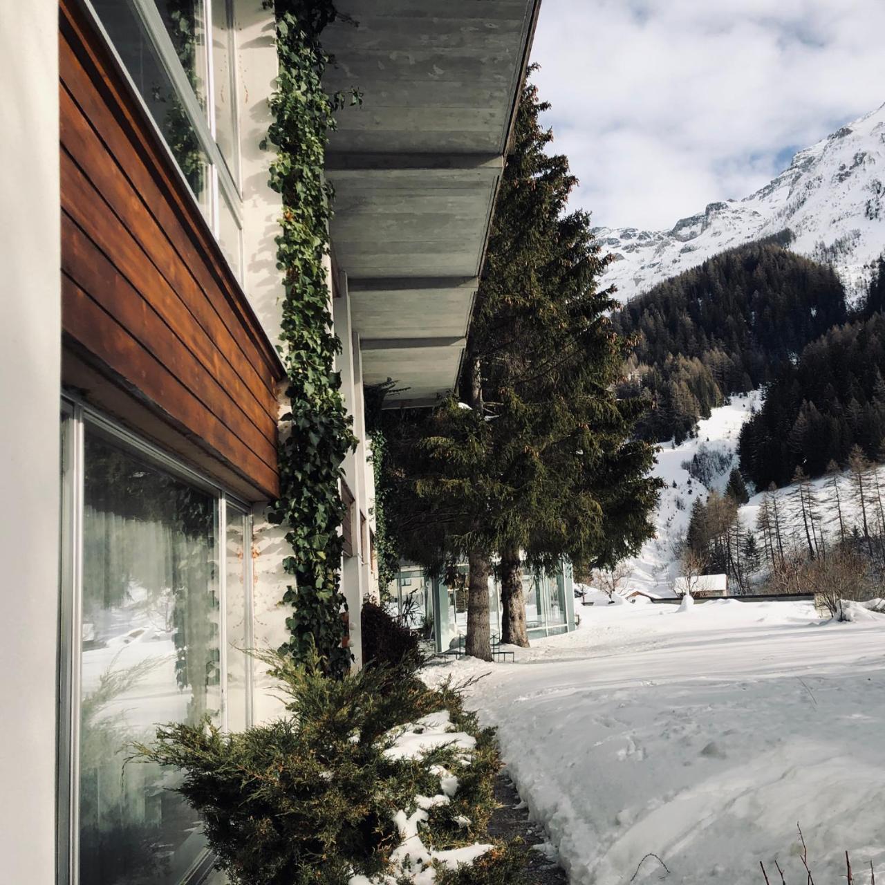 Hotel Regina Terme Leukerbad Exteriör bild
