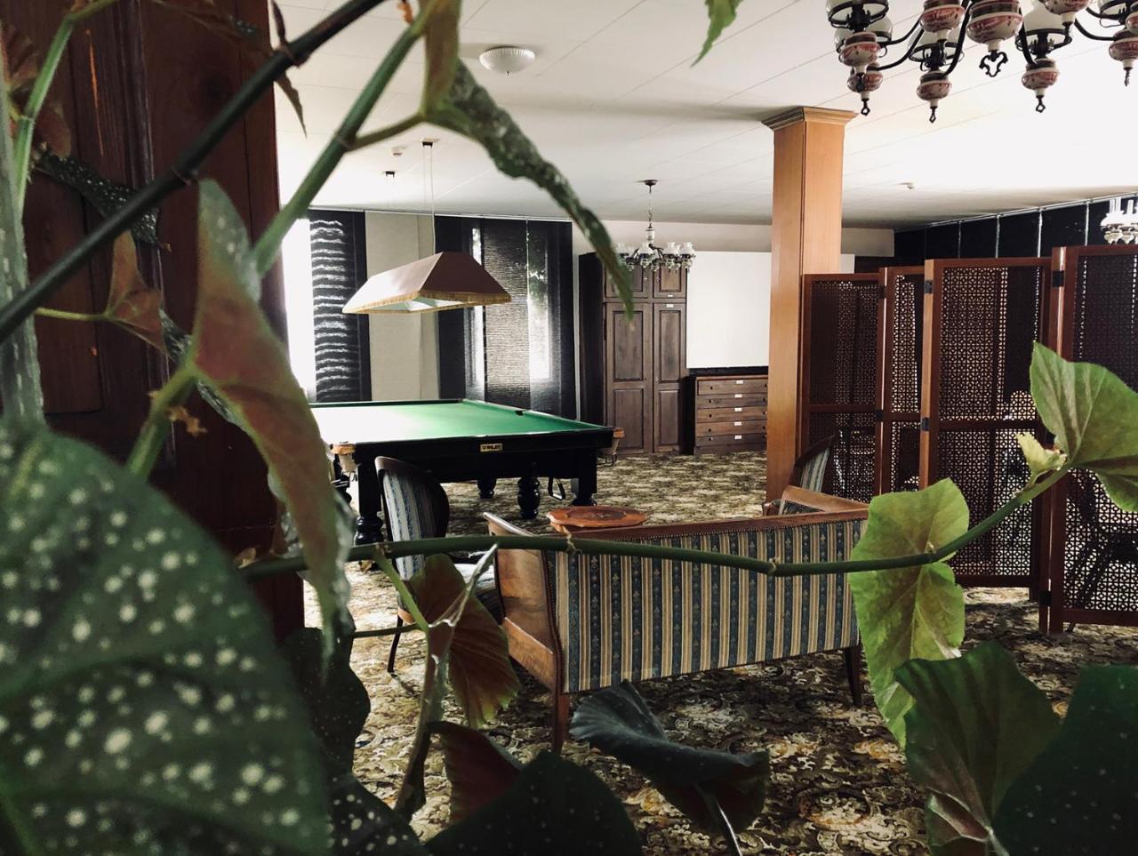 Hotel Regina Terme Leukerbad Exteriör bild