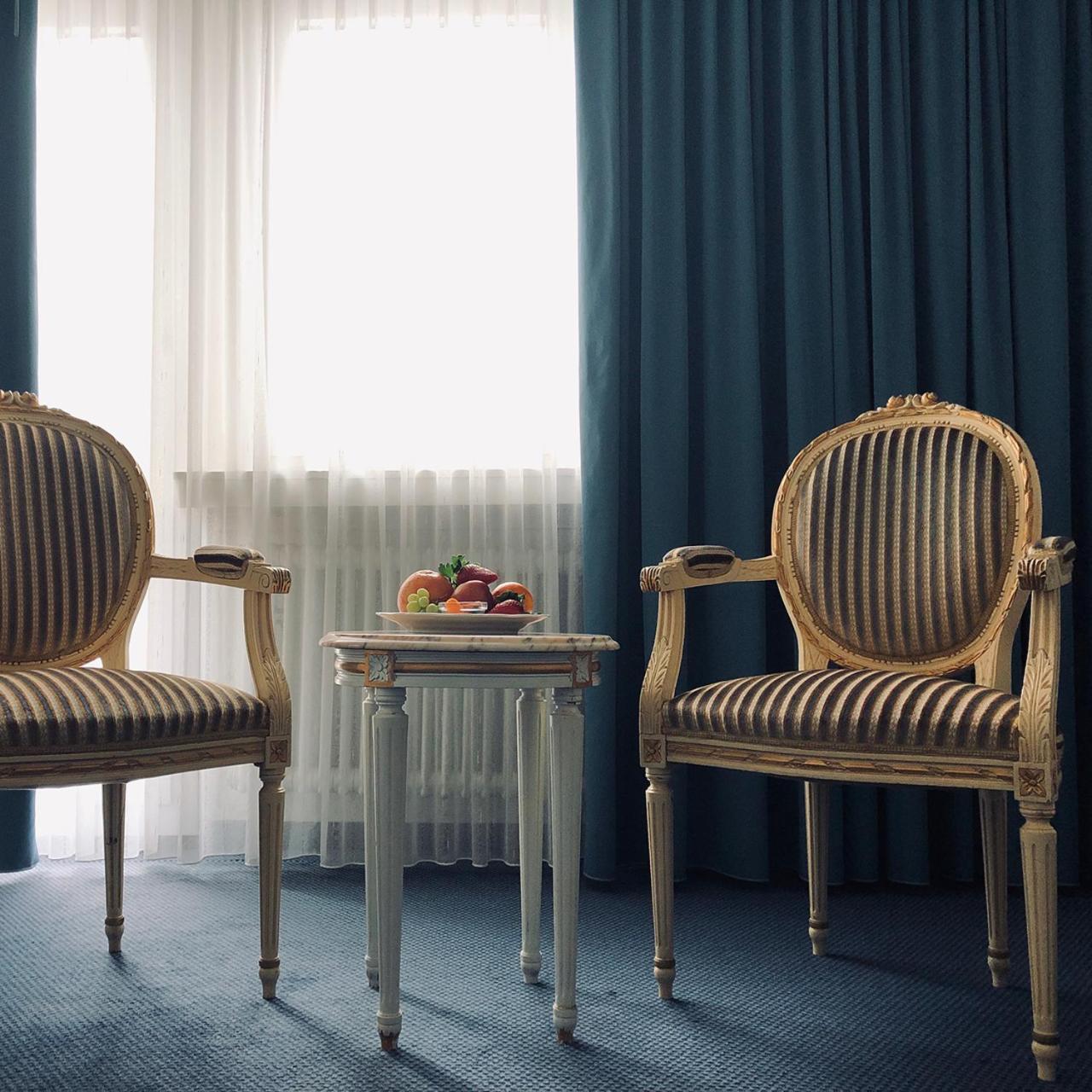 Hotel Regina Terme Leukerbad Exteriör bild